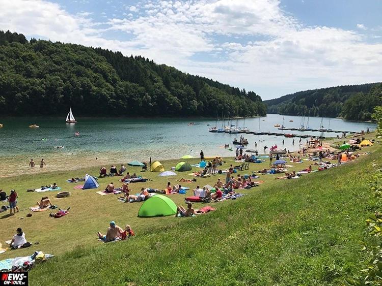 Schoenes Appartement Mit Seeblick Gummersbach Exterior foto